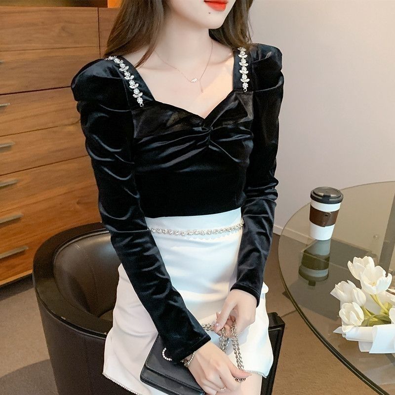 Slim Fit Velvet Women's Shirt  - đánh giá và giá Winter Clothing Trends For Women