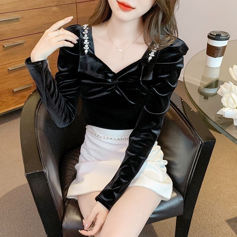 Slim Fit Velvet Women's Shirt  - đánh giá và giá Winter Clothing Trends For Women